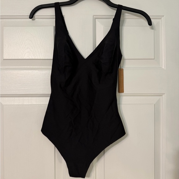 NWT SKIMS Body Unlined Plunge Thong Bodysuit | Onyx / L - Picture 3 of 8